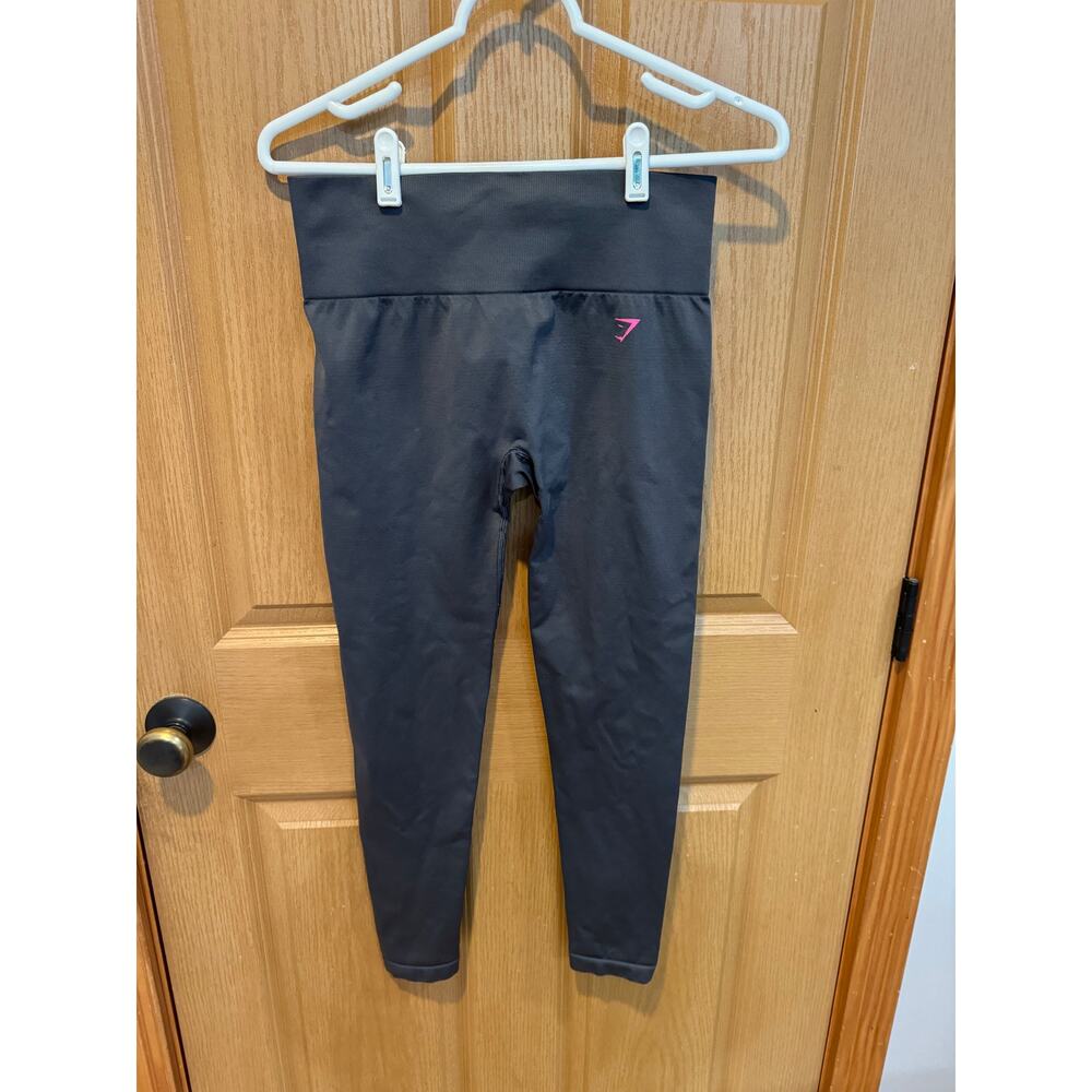 EUC Gymshark Charcoal Mid Rise Size Medium